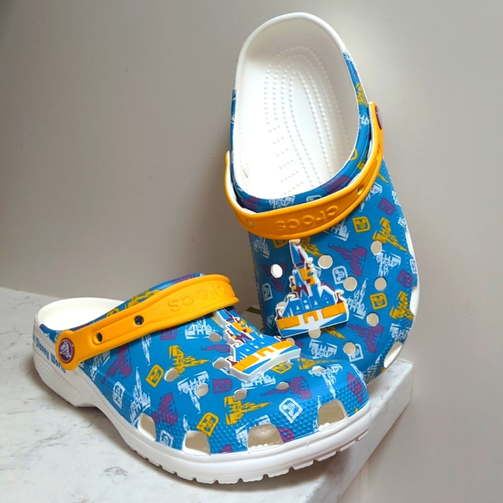 NWT Walt Disney World 50th Anniversary Cinderella's Castle CROCS
